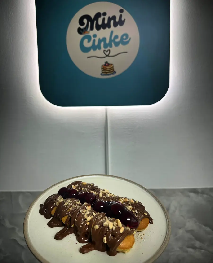 Čokoladne rolnice palačinke